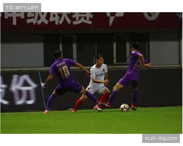 缺兵少将+战术未定型 一年级新生交足学费